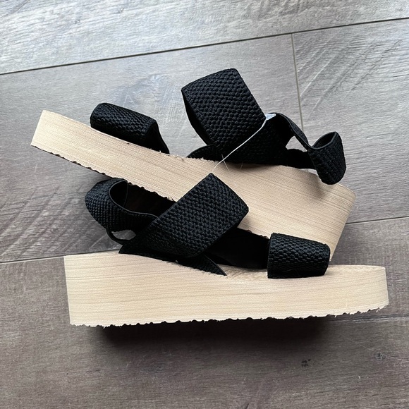 Platform sandals - Picture 4 of 5